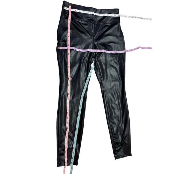 Wild Fable Size Medium Women's High Waisted Faux Leather Ankle Legging 7/8 Capri - Picture 5 of 6